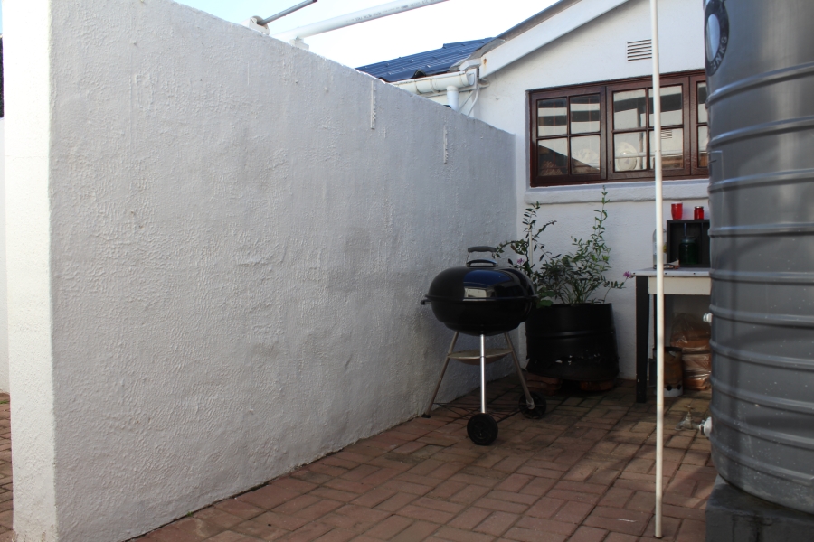 2 Bedroom Property for Sale in West Bank Eastern Cape